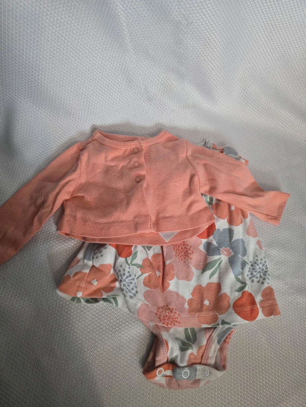 🧡5/$15- Carter's 2 Piece W/ Bow